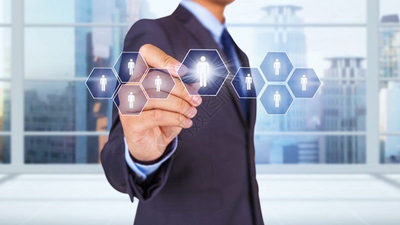 揭秘十大管理咨询公司：行业类别与选择要点